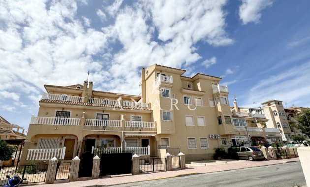 Apartment - Herverkoop - Orihuela Costa - La Florida