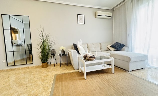 Apartment - Herverkoop - Torrevieja -
                Torrevieja