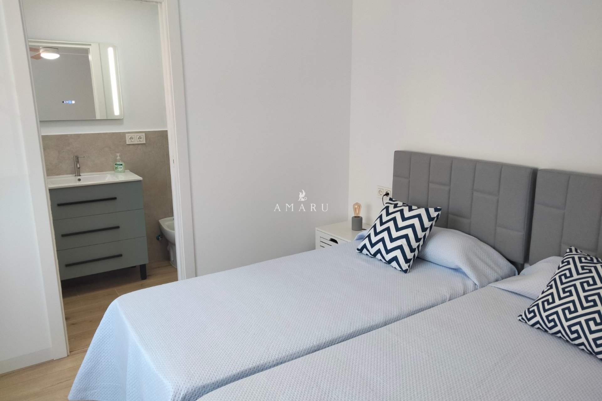 Herverkoop - Apartment -
Aguilas - Center