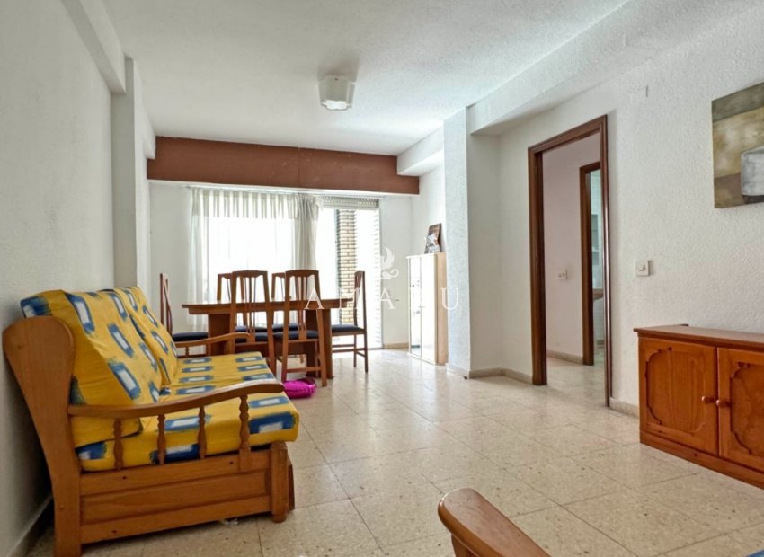 Herverkoop - Apartment -
Torrevieja - El Acequión - Los Náufragos