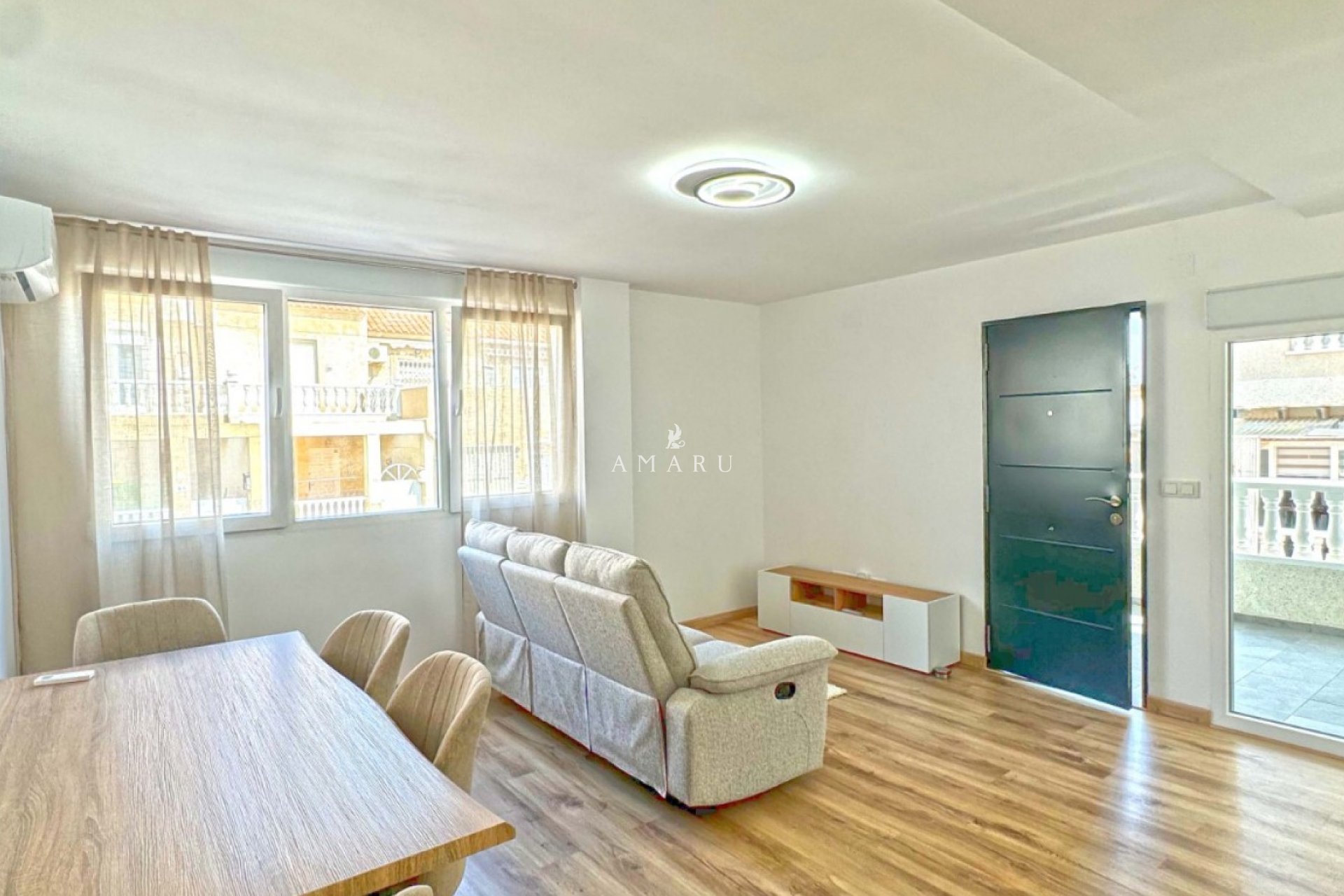 Herverkoop - Apartment -
Torrevieja - Playa del Cura