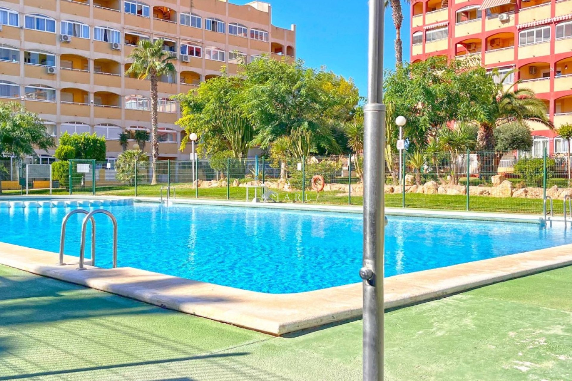 Herverkoop - Apartment -
Torrevieja - Torrelamata - La Mata