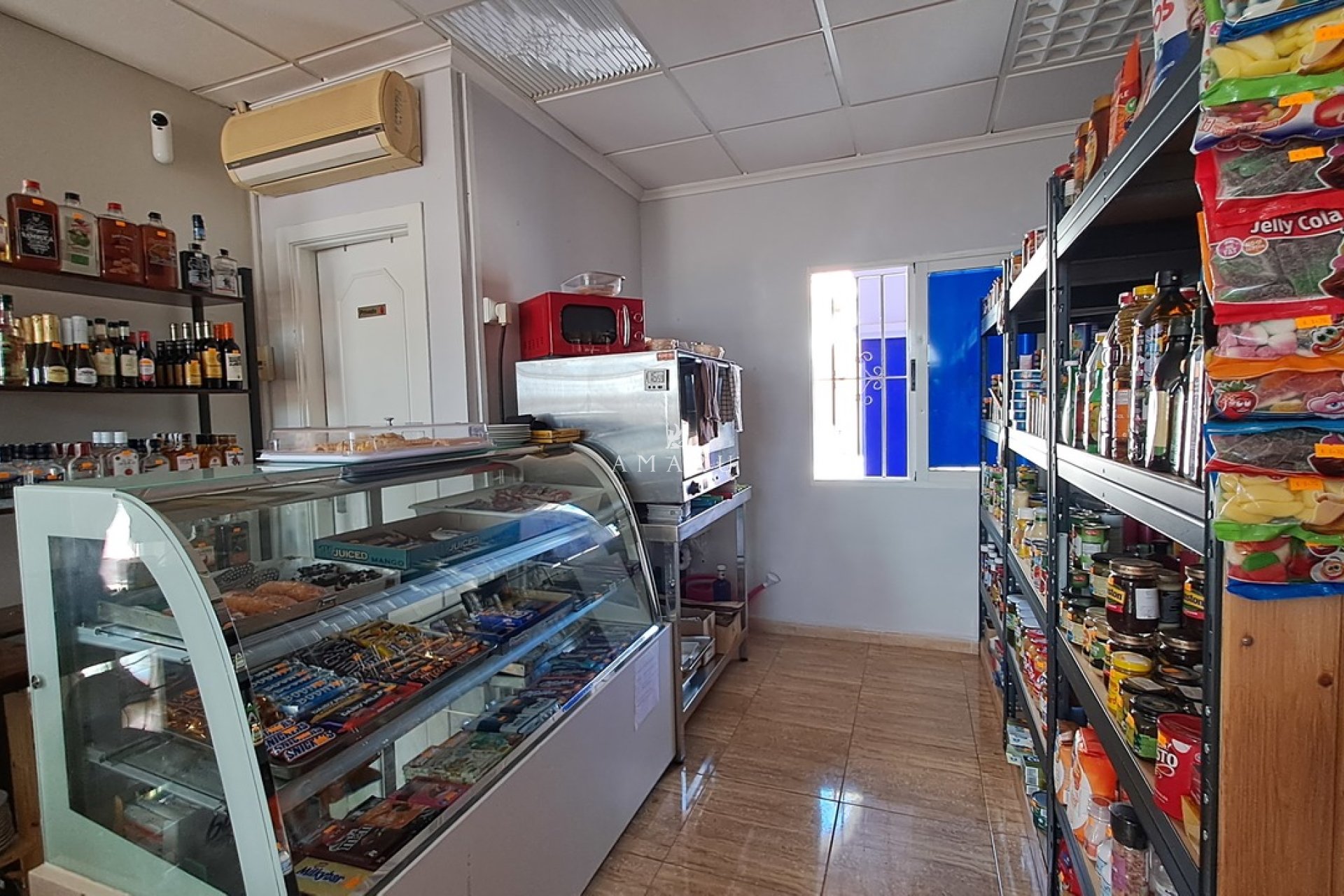 Herverkoop - Commercial -
Torrevieja