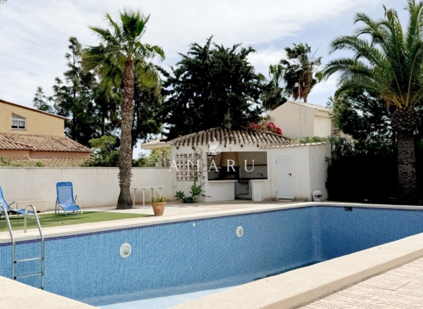 Herverkoop - Detached Villa -
Orihuela Costa - La Zenia