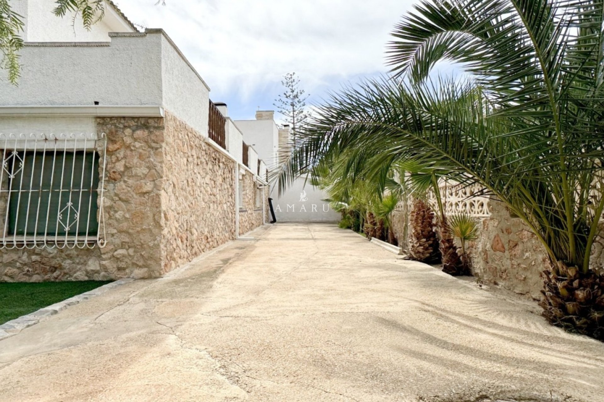 Herverkoop - Detached Villa -
Orihuela Costa - La Zenia