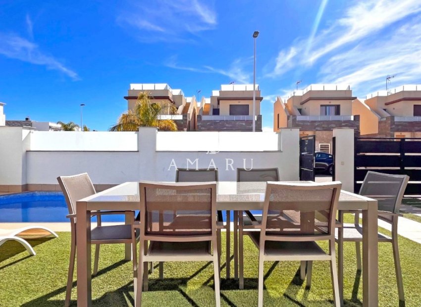 Herverkoop - Detached Villa -
San Pedro del Pinatar - Lo Pagan