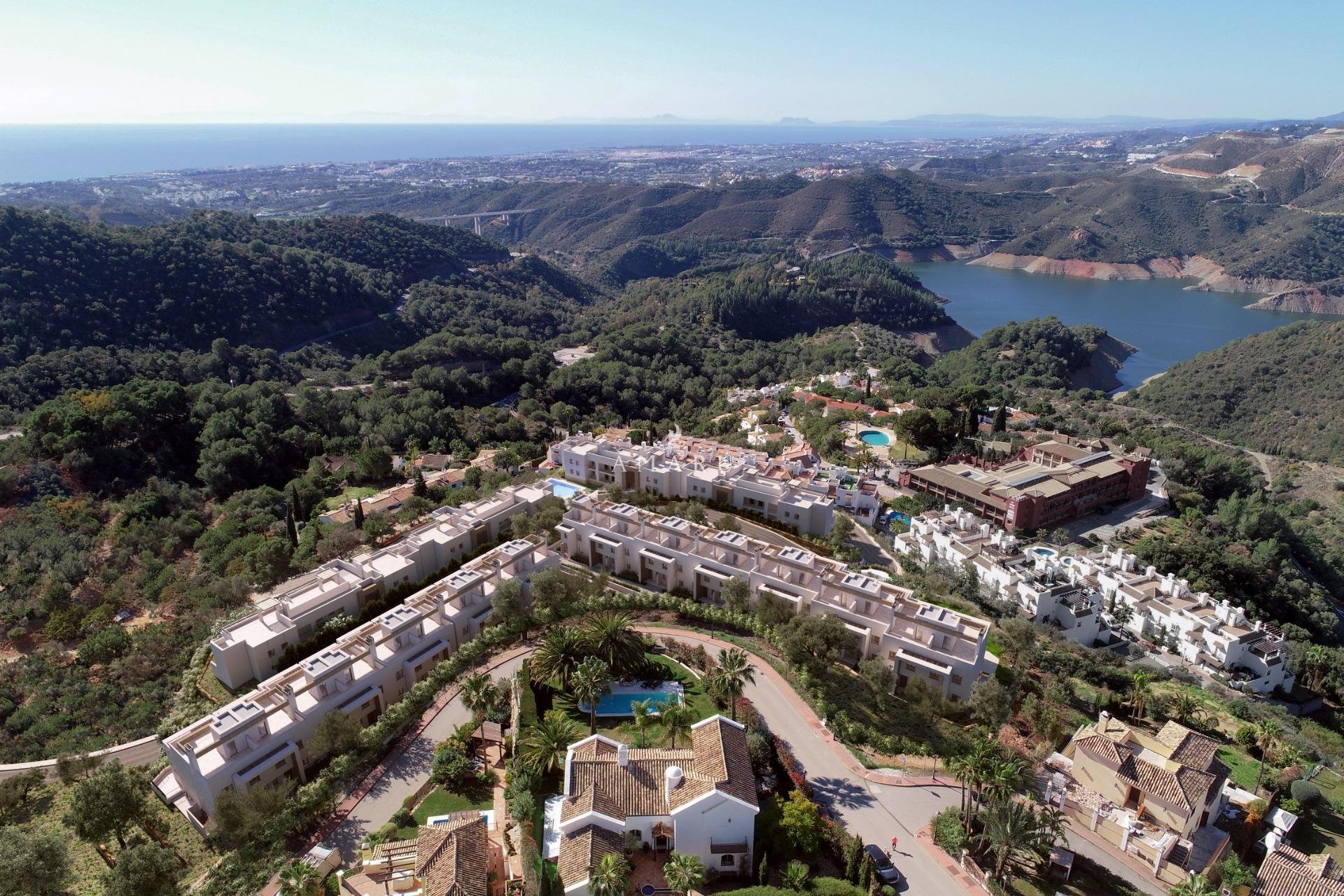 Herverkoop - Penthouse -
Istán - Cerros De Los Lagos