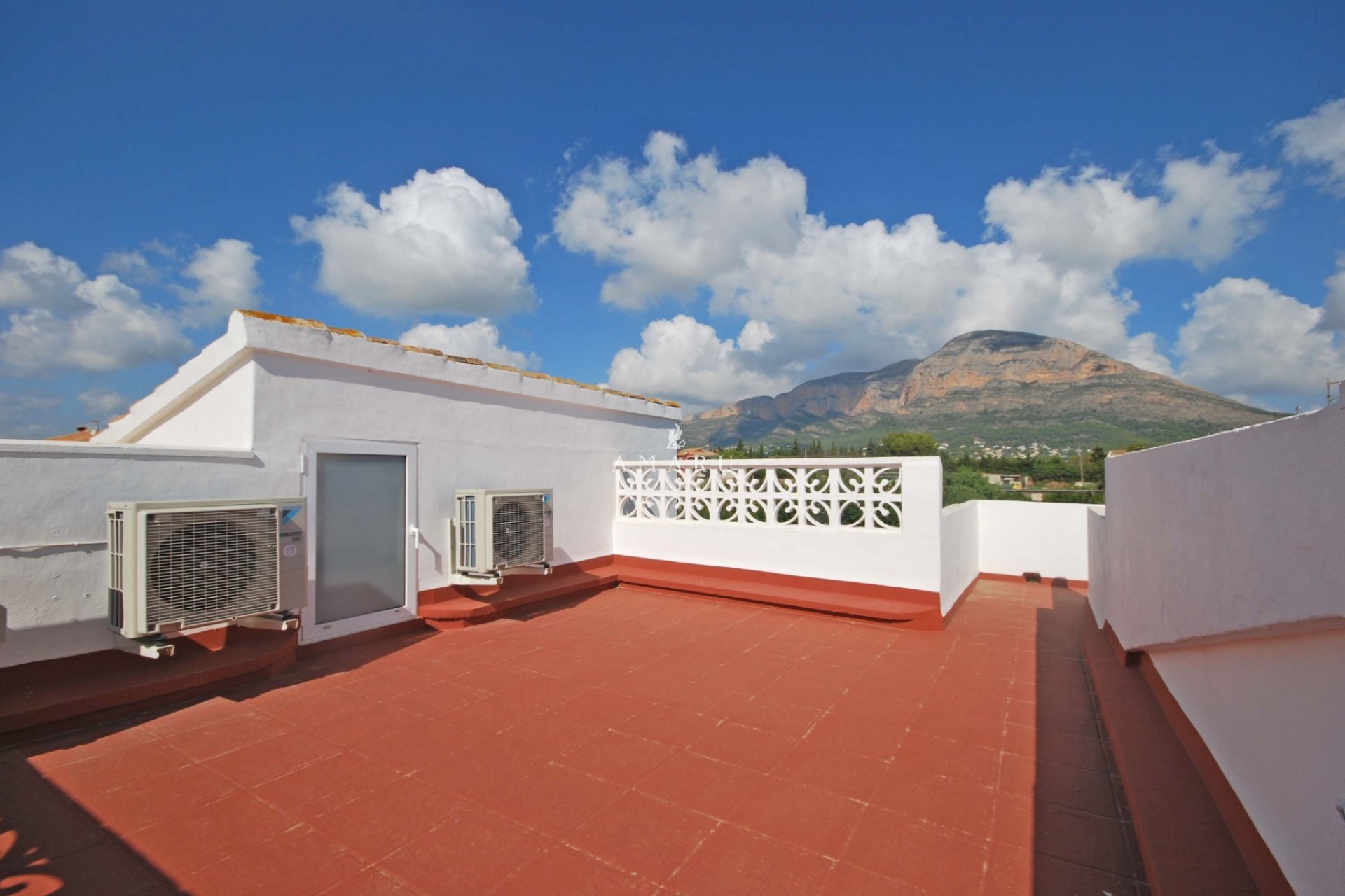 Herverkoop - Villa -
Jávea - Montgó