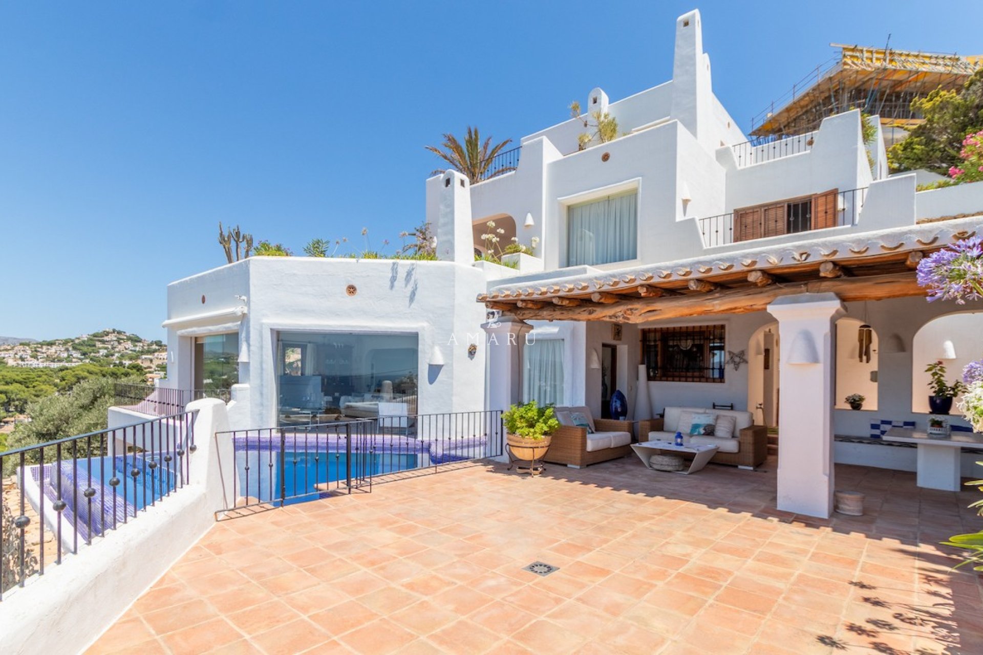 Herverkoop - Villa -
Moraira - El Portet