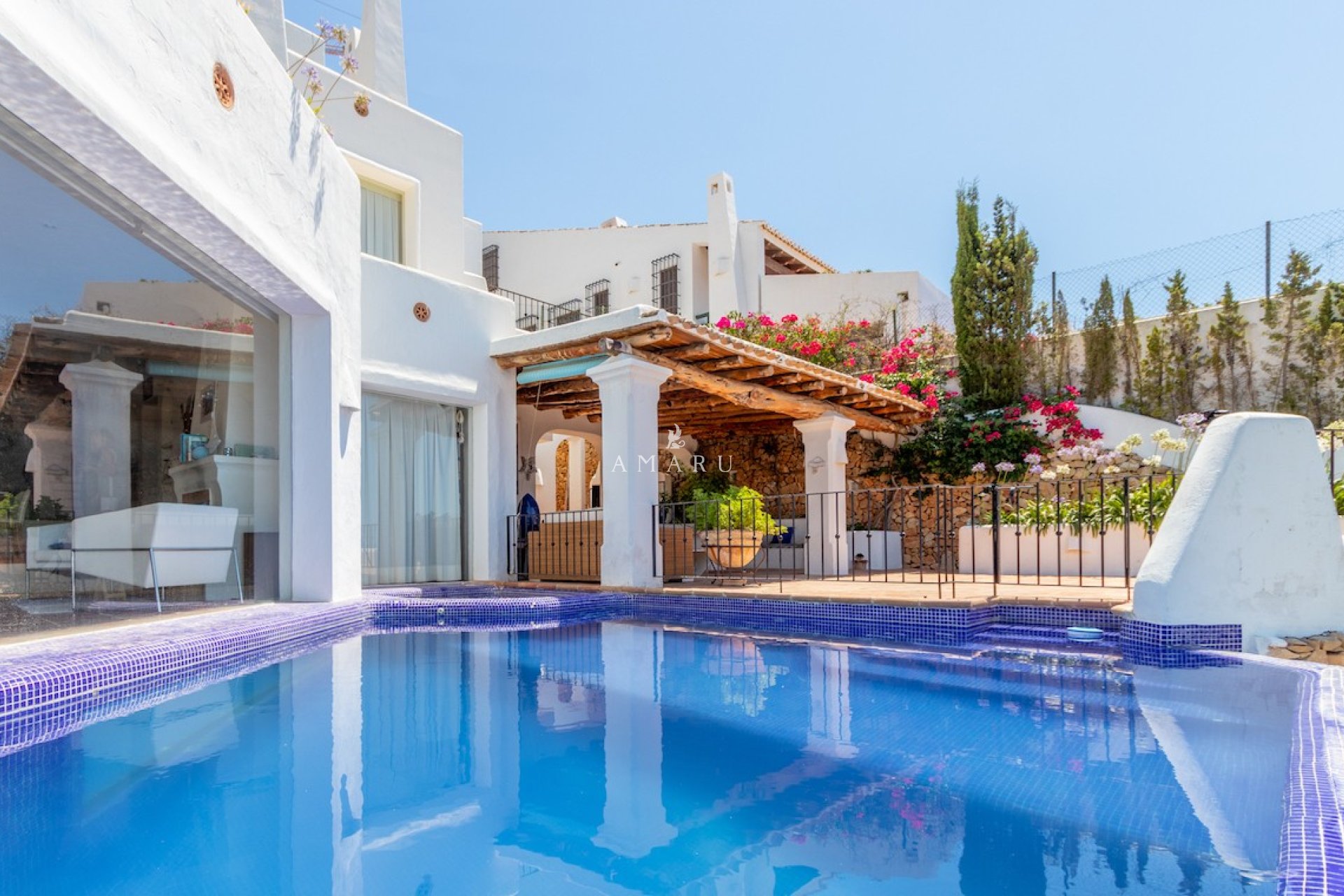 Herverkoop - Villa -
Moraira - El Portet