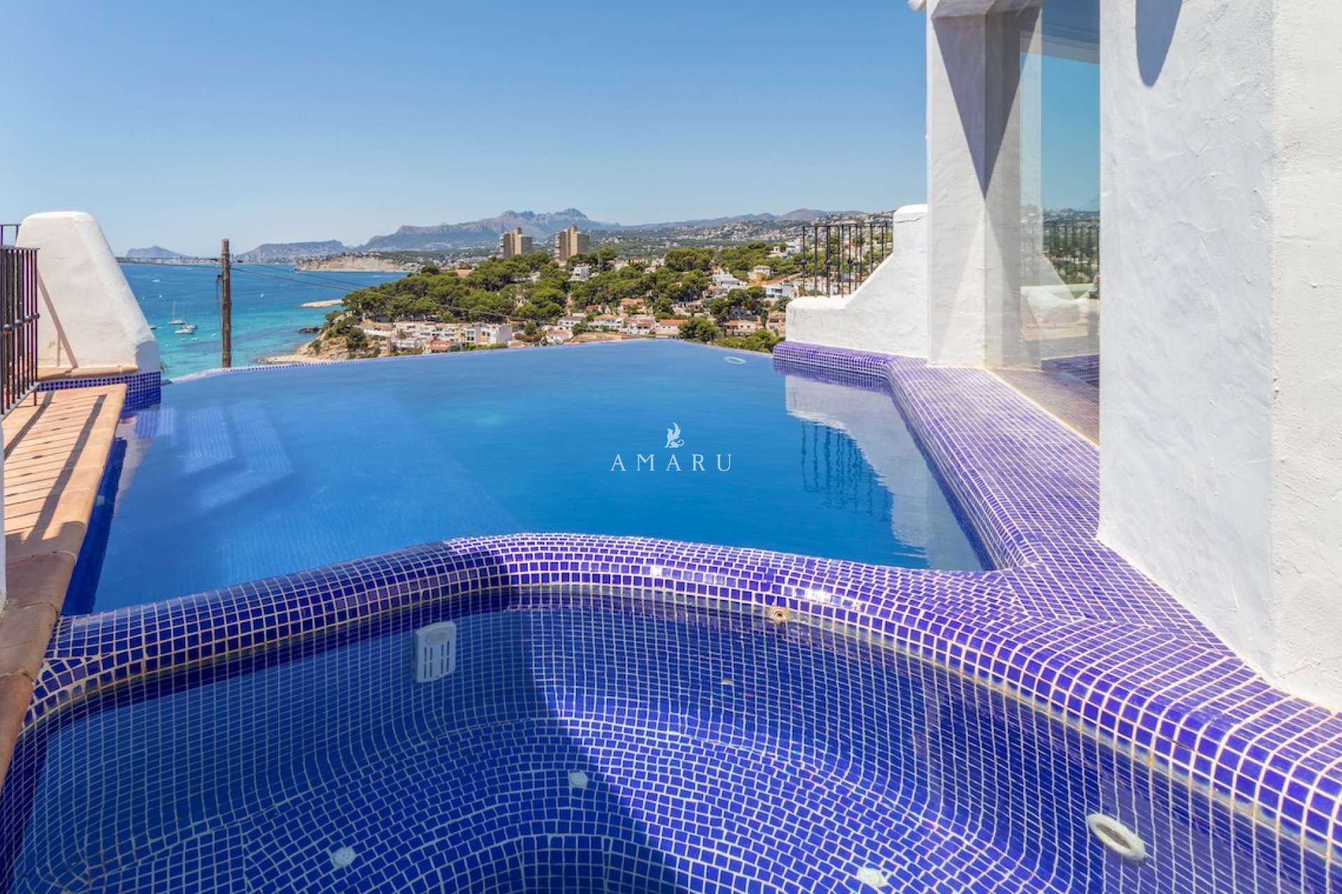 Herverkoop - Villa -
Moraira - El Portet