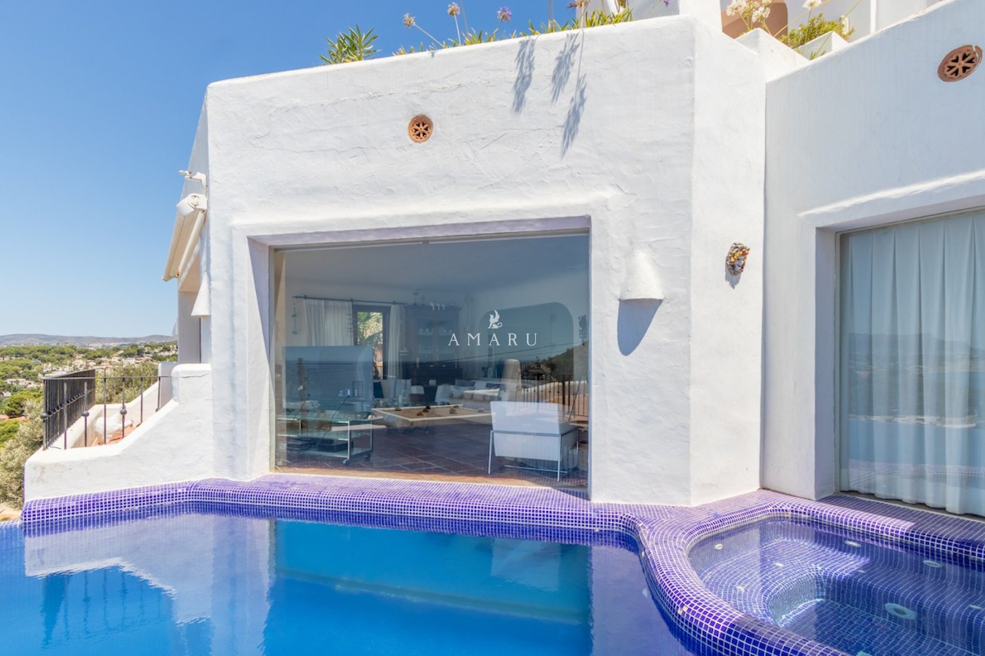 Herverkoop - Villa -
Moraira - El Portet