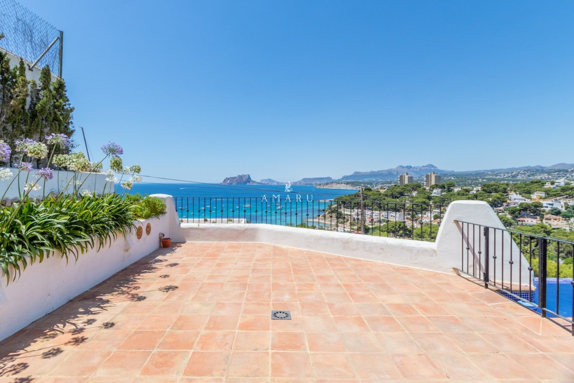 Herverkoop - Villa -
Moraira - El Portet