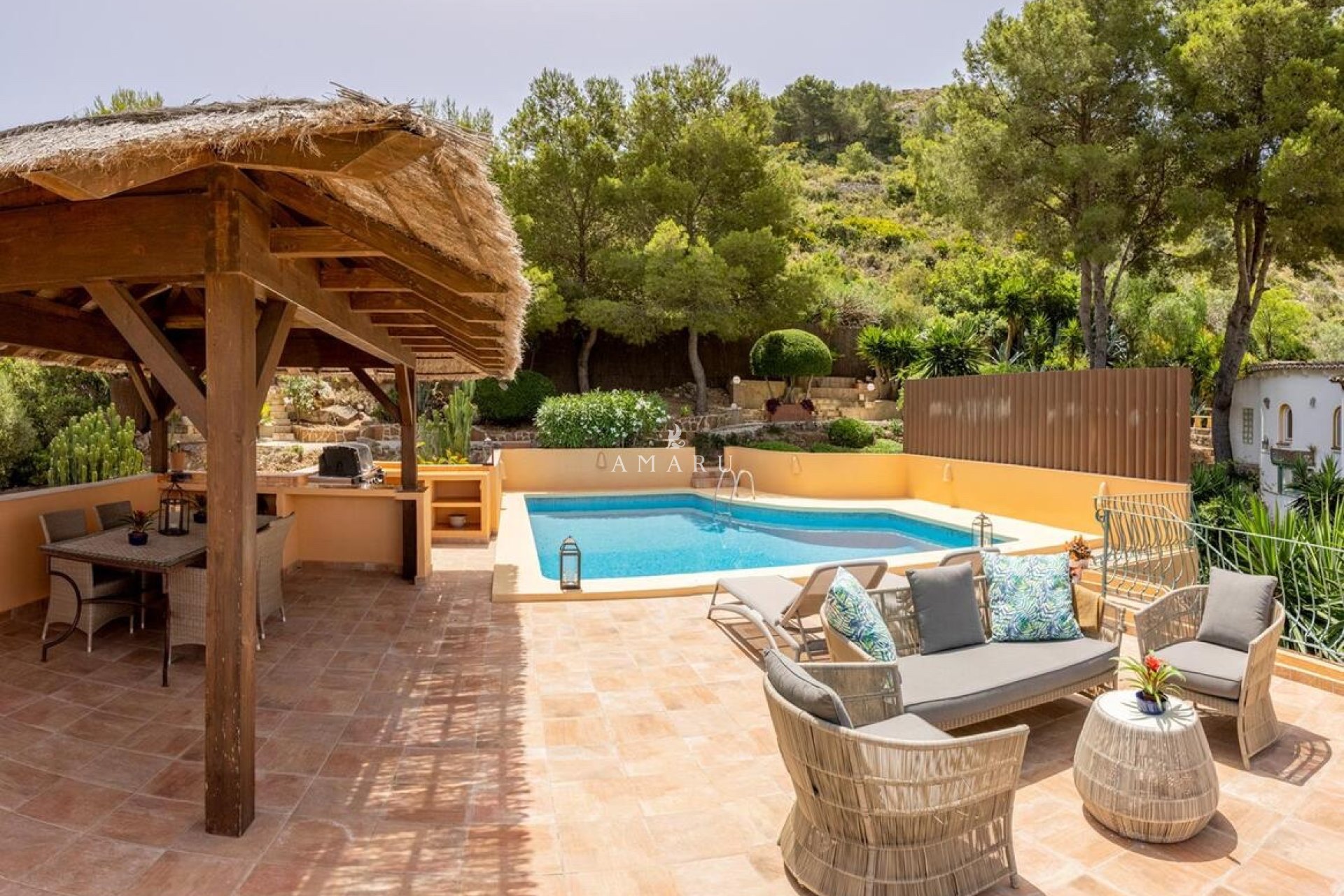 Herverkoop - Villa -
Moraira - El Portet