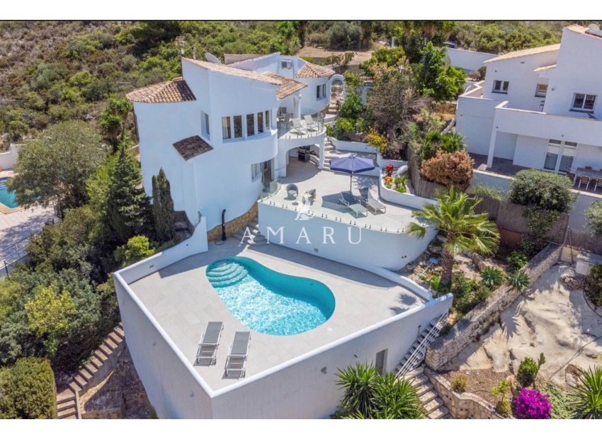 Herverkoop - Villa -
Moraira - El Portet