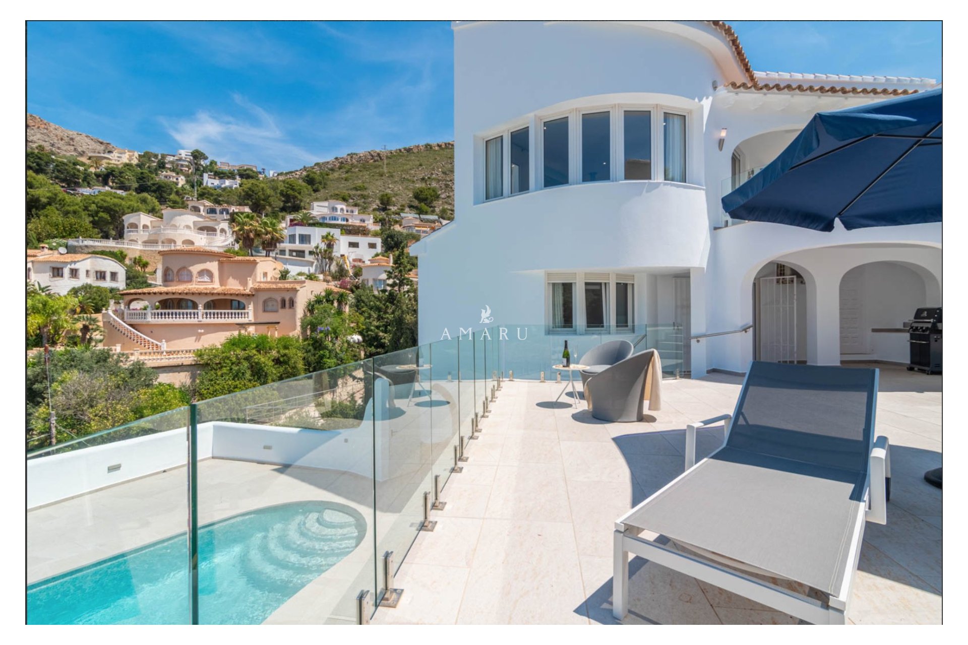 Herverkoop - Villa -
Moraira - El Portet