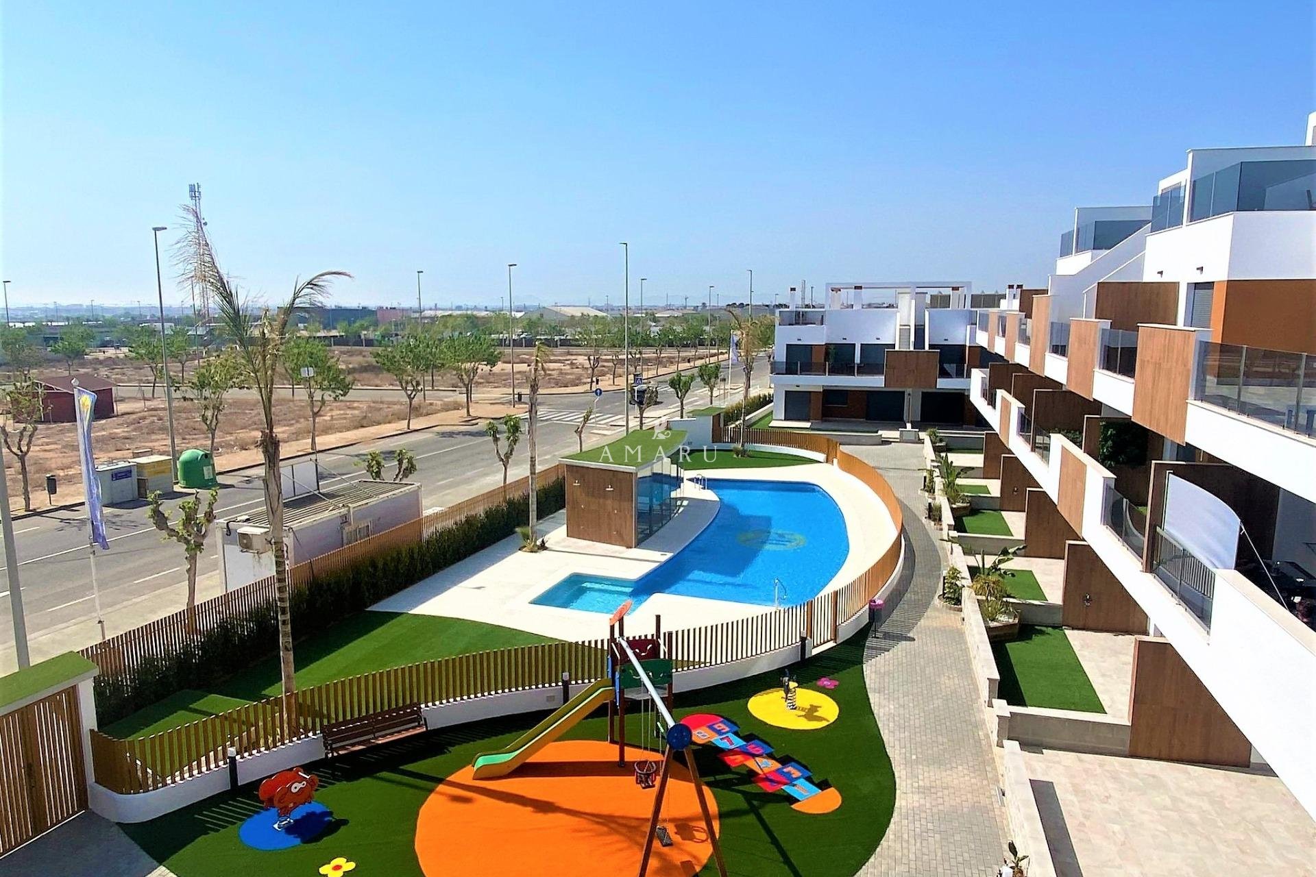 New Build - Bungalow -
Pilar de la Horadada - Polideportivo