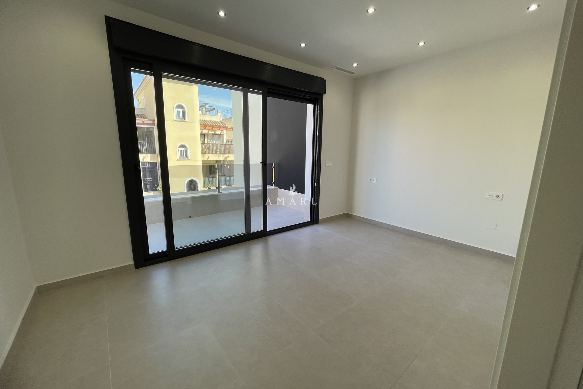 New Build - detached -
Heredades