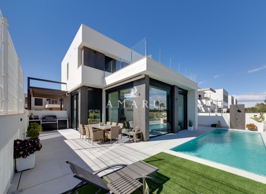 New Build - detached -
Pilar de la Horadada