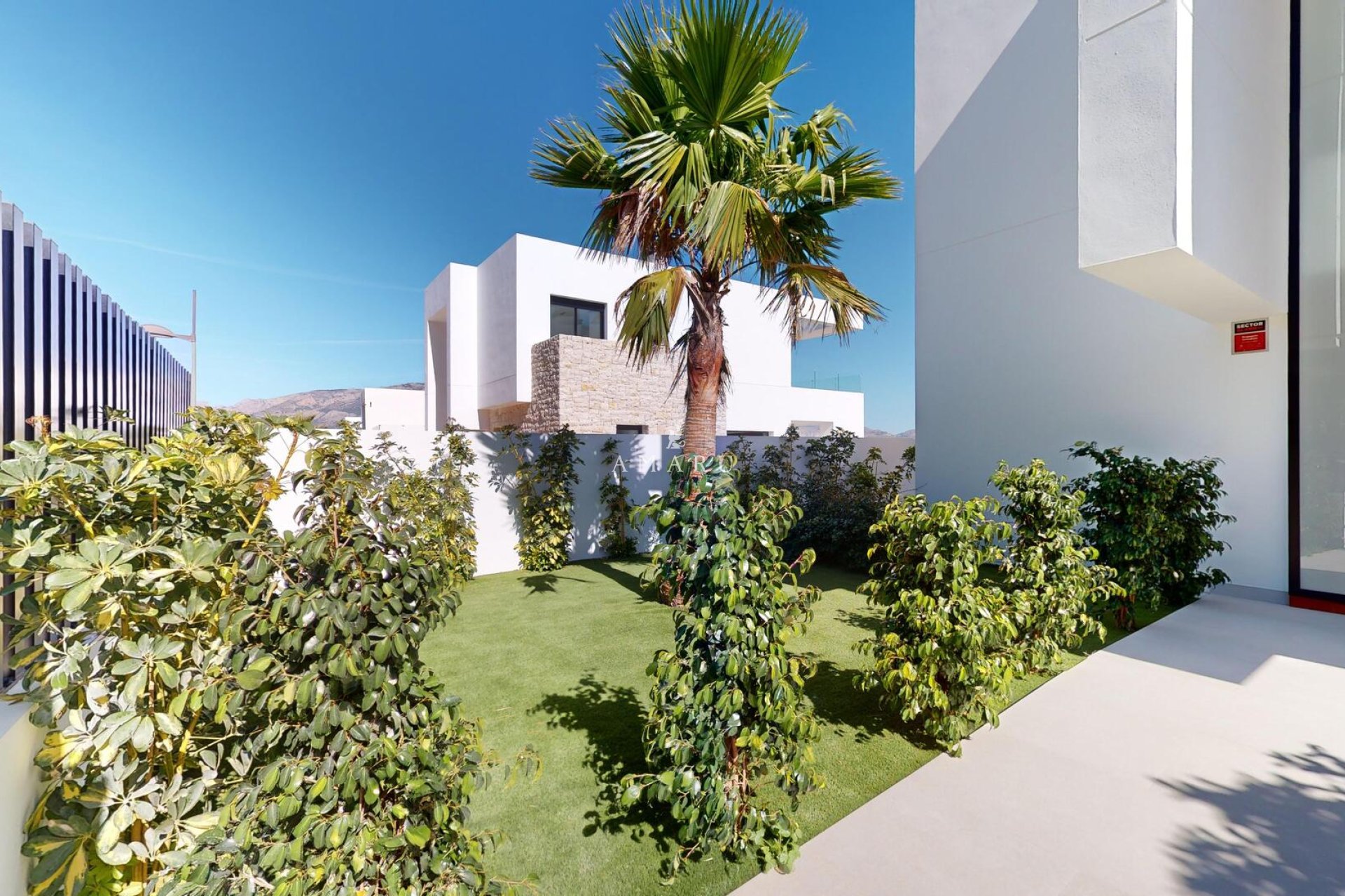 New Build - detached -
Polop