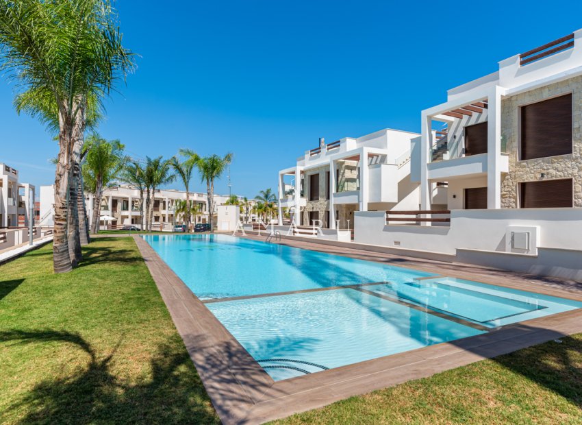 New Build - low-bungalow -
Torrevieja