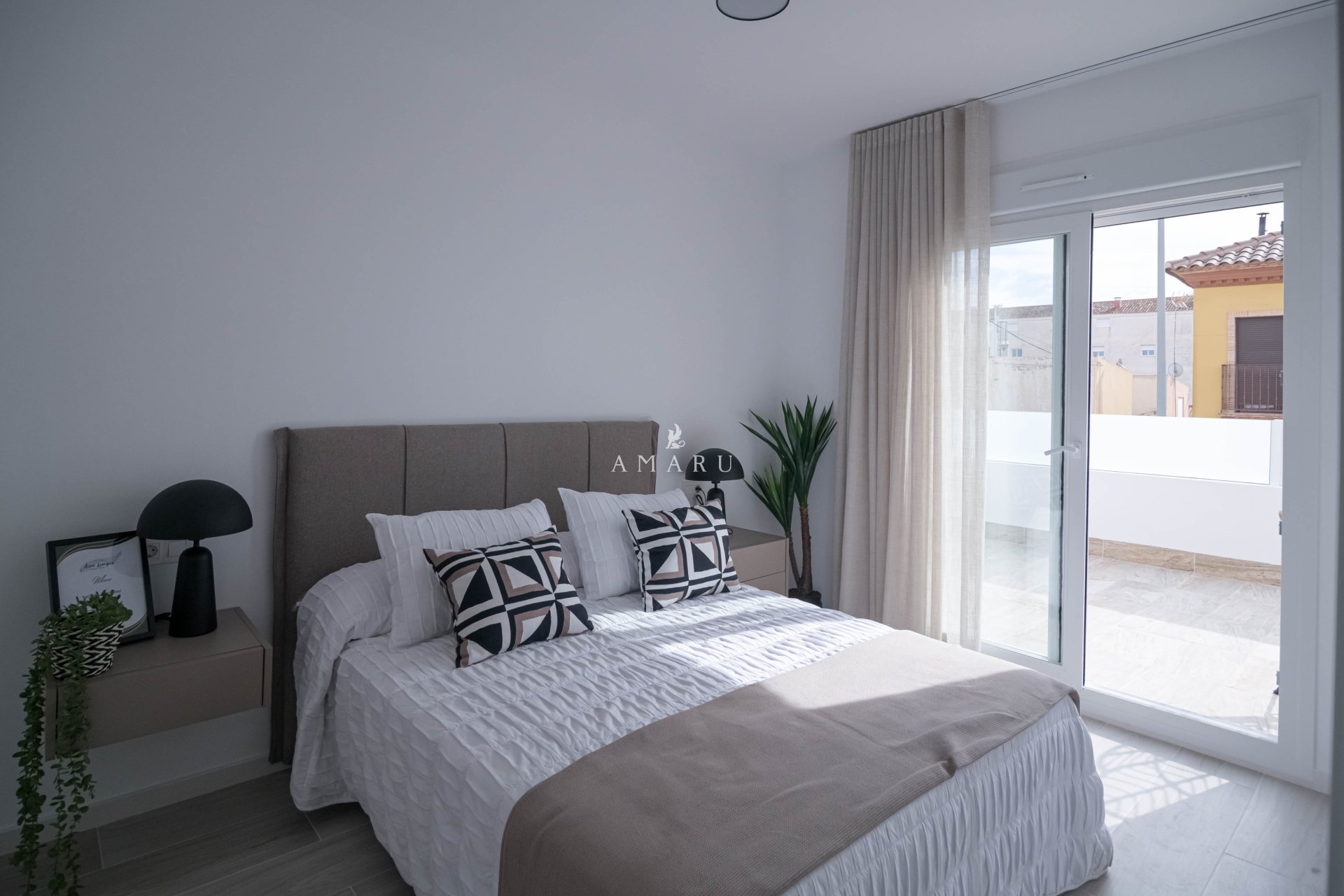 New Build - terraced -
Jerónimo y Avileses