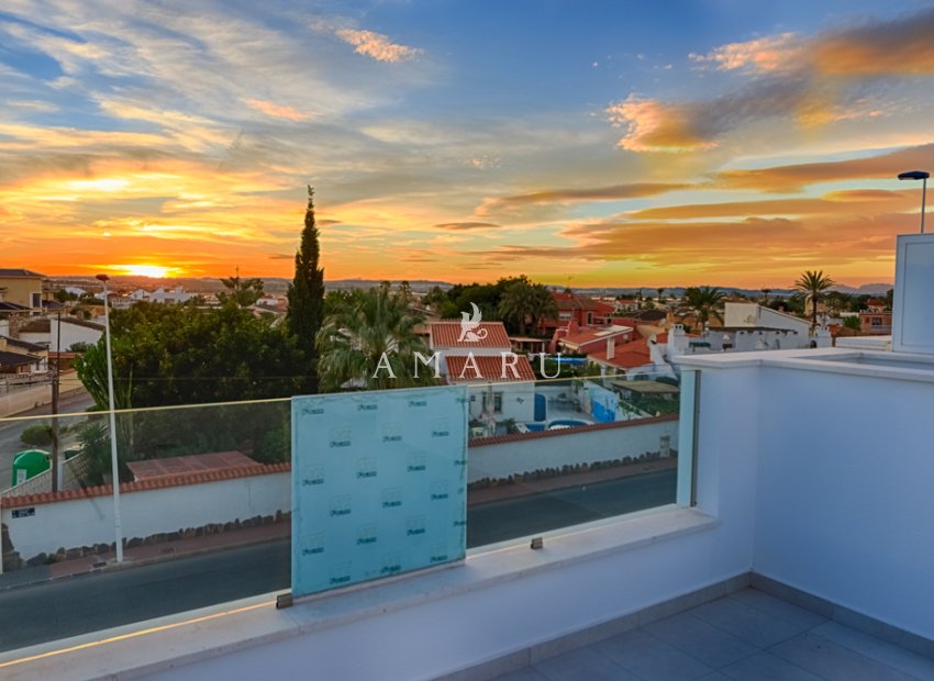 New Build - terraced -
Pilar de la Horadada