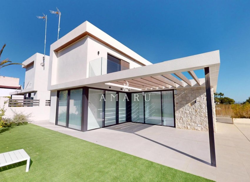 New Build - Town House -
Orihuela Costa - Montezenia