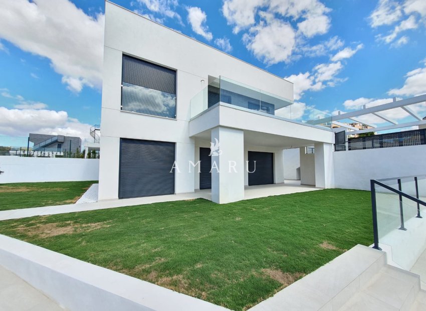 New Build - Villa -
Manilva