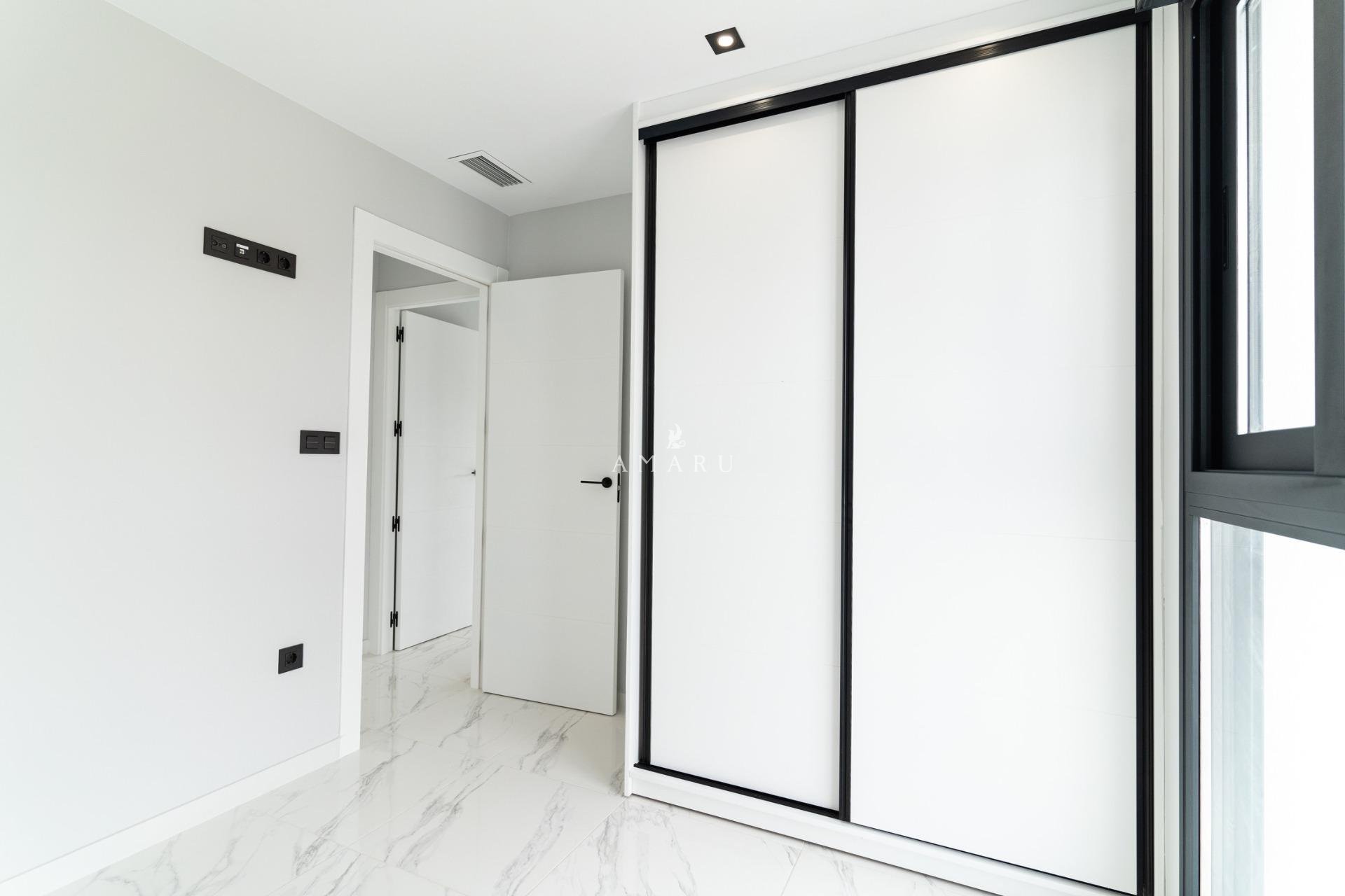 New Build - Villa -
Orihuela Costa - Punta Prima