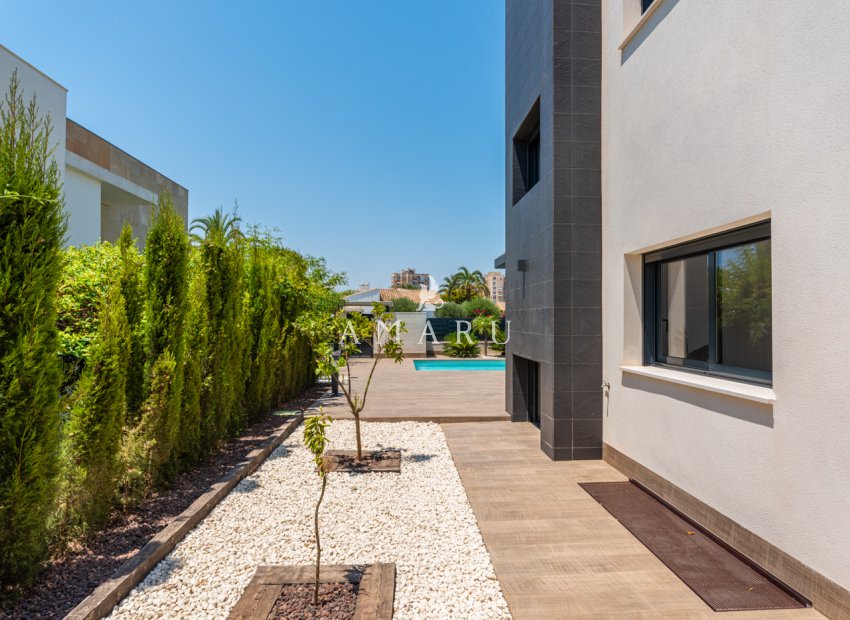 Nieuwbouw Woningen - detached -
Playa Paraiso