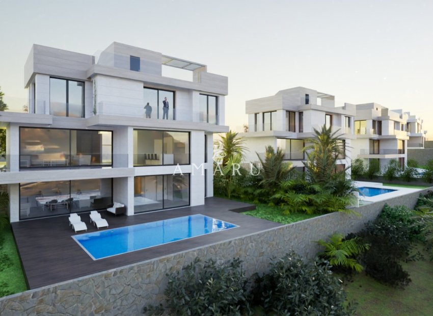 Nieuwbouw Woningen - Villa -
Estepona