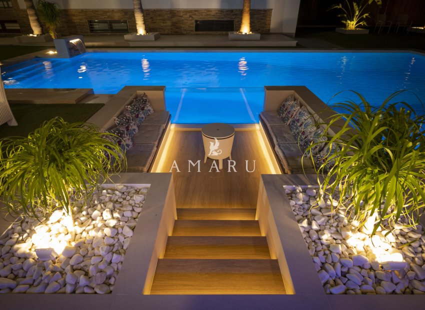 Nieuwbouw Woningen - Villa -
Jerónimo y Avileses