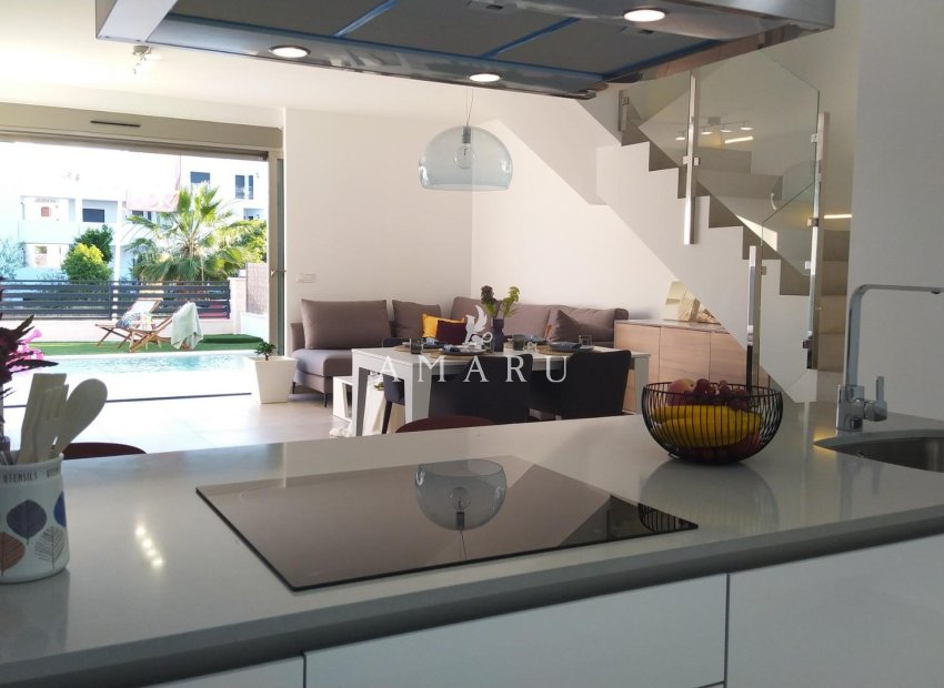 Nieuwbouw Woningen - Villa -
Orihuela Costa - PAU 8