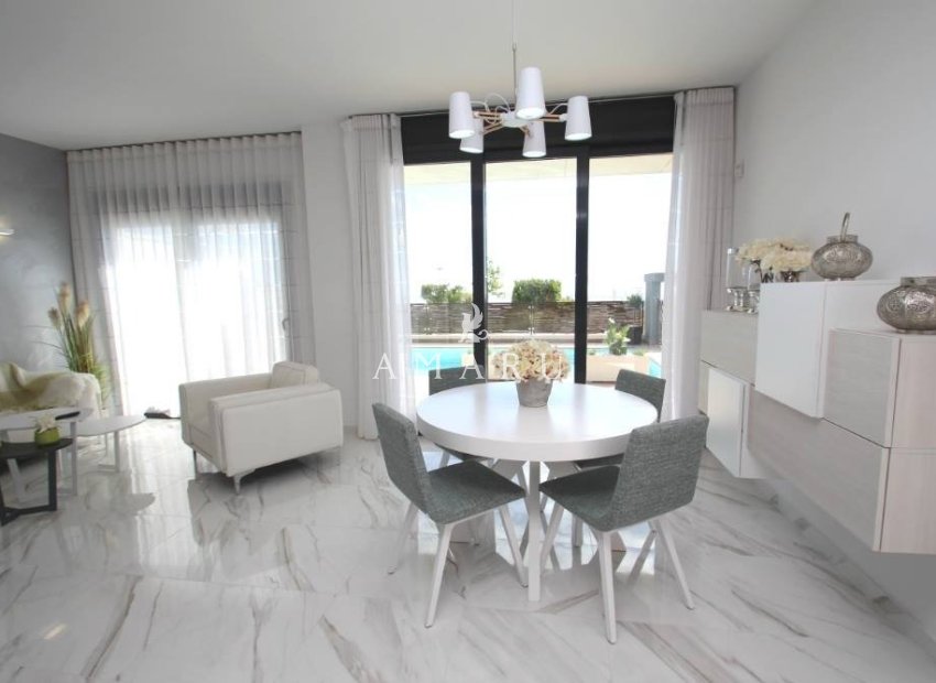 Nieuwbouw Woningen - Villa -
San Miguel de Salinas - Cerro Del Sol