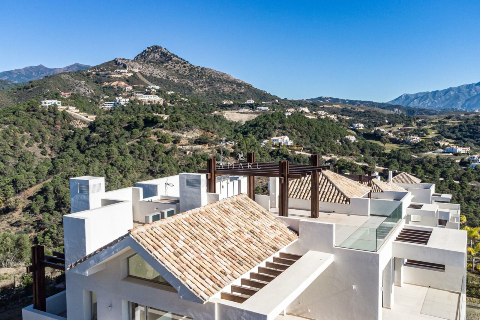 Nouvelle construction - Apartment -
Benahavís