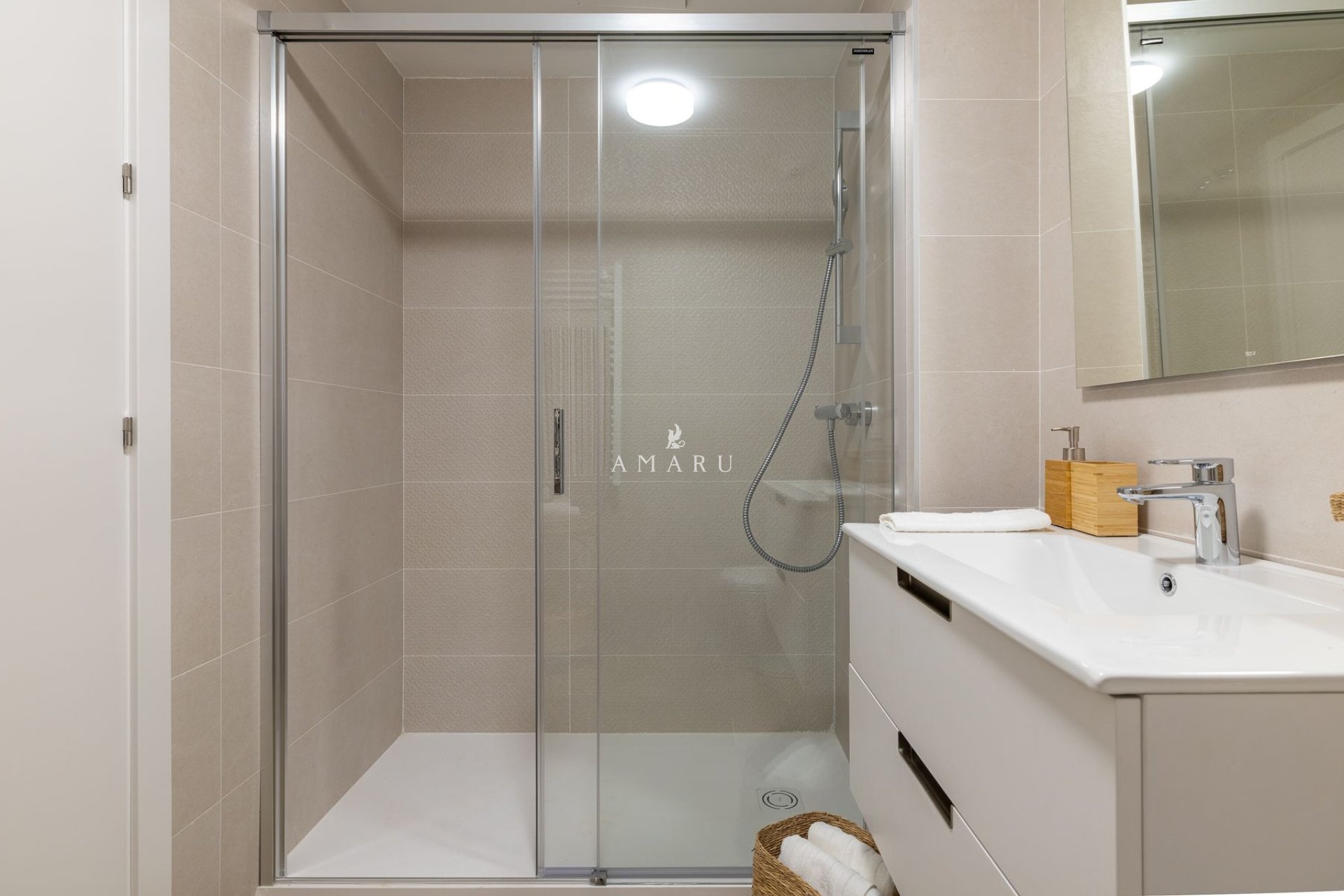 Nouvelle construction - Apartment -
Calpe