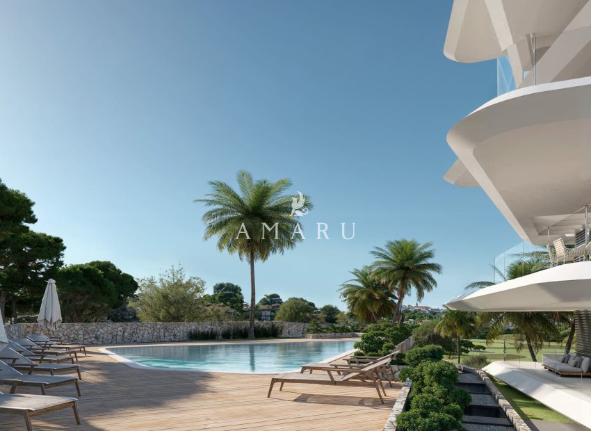 Nouvelle construction - Apartment -
Estepona