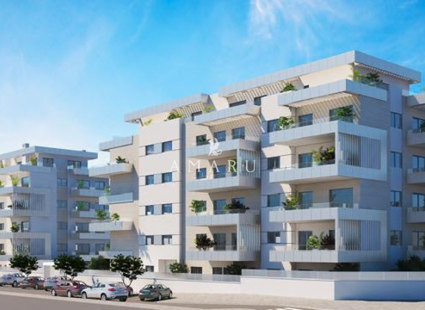 Nouvelle construction - Apartment -
Fuengirola