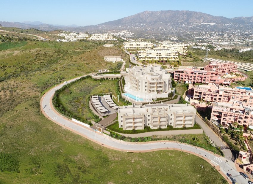 Nouvelle construction - Apartment -
Las Lagunas de Mijas