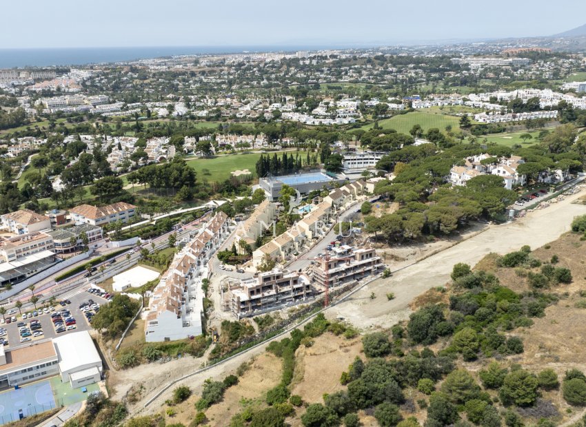 Nouvelle construction - Apartment -
Marbella