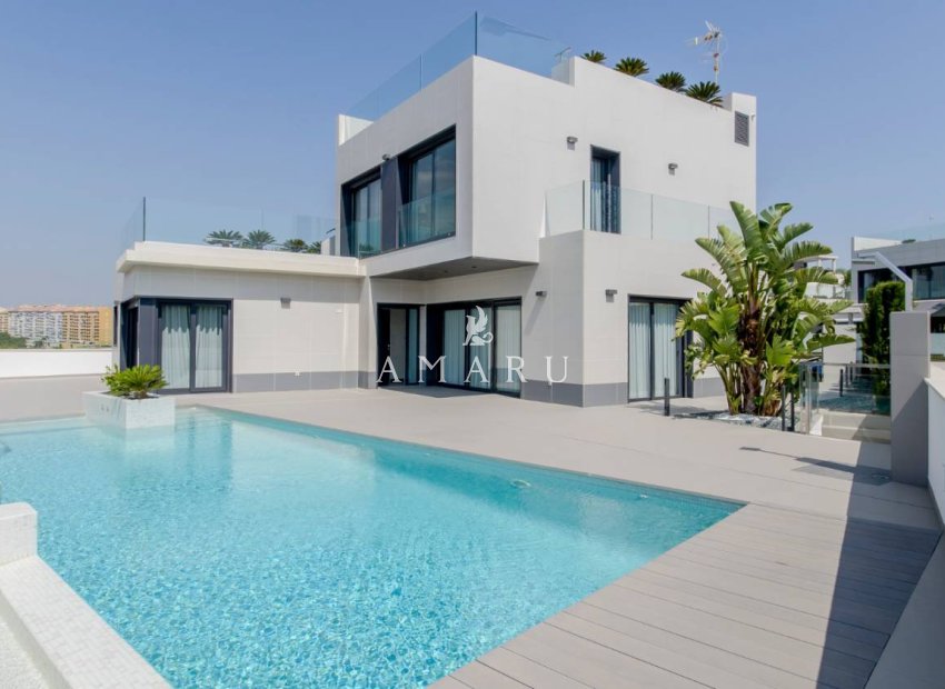 Nouvelle construction - Villa -
Dehesa De Campoamor