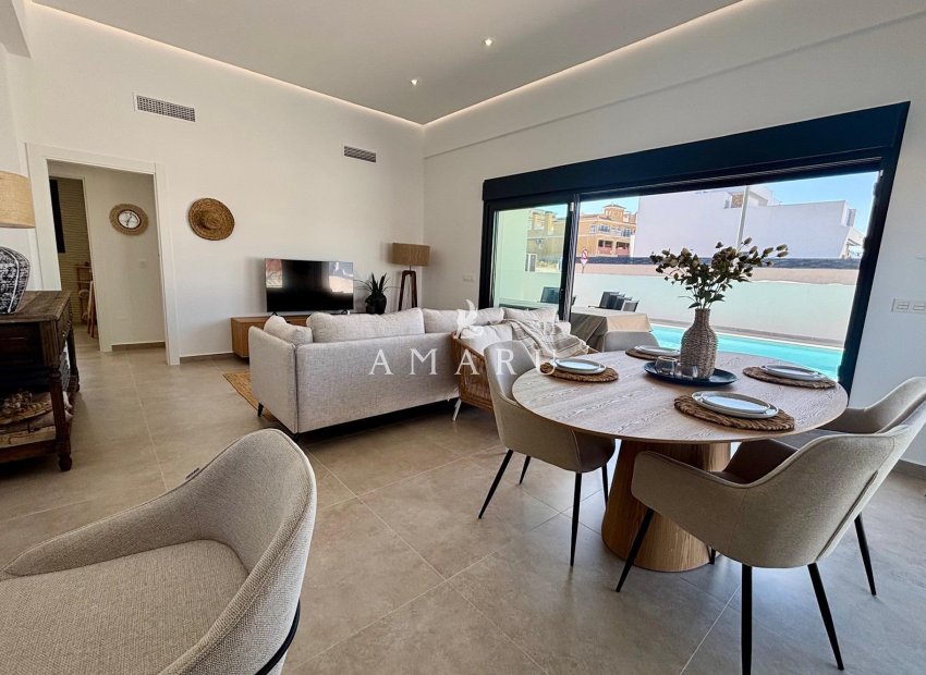 Nouvelle construction - Villa -
Rafal - polideportivo