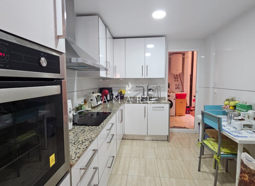 Resale - Apartment -
Aguilas - Center