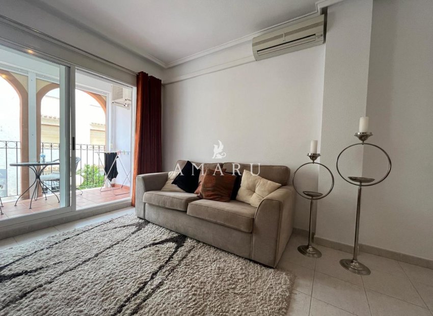 Resale - Apartment -
La Veleta