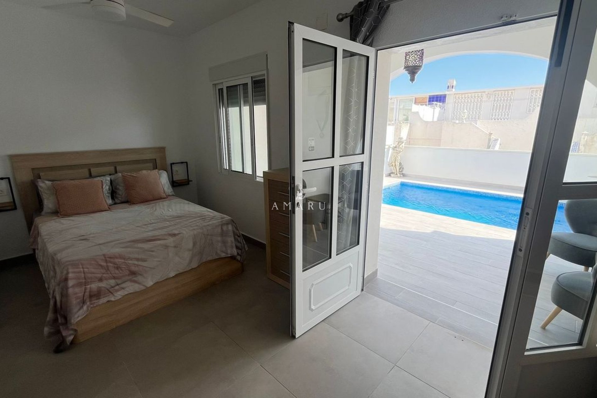 Resale - Townhouse -
El Galan