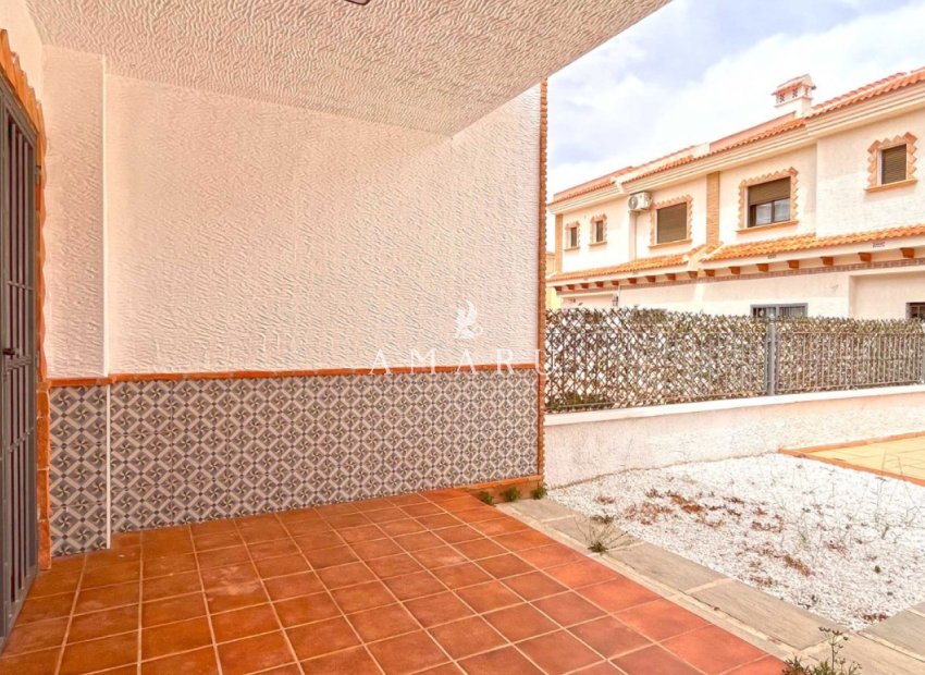 Resale - Townhouse -
San Miguel de Salinas