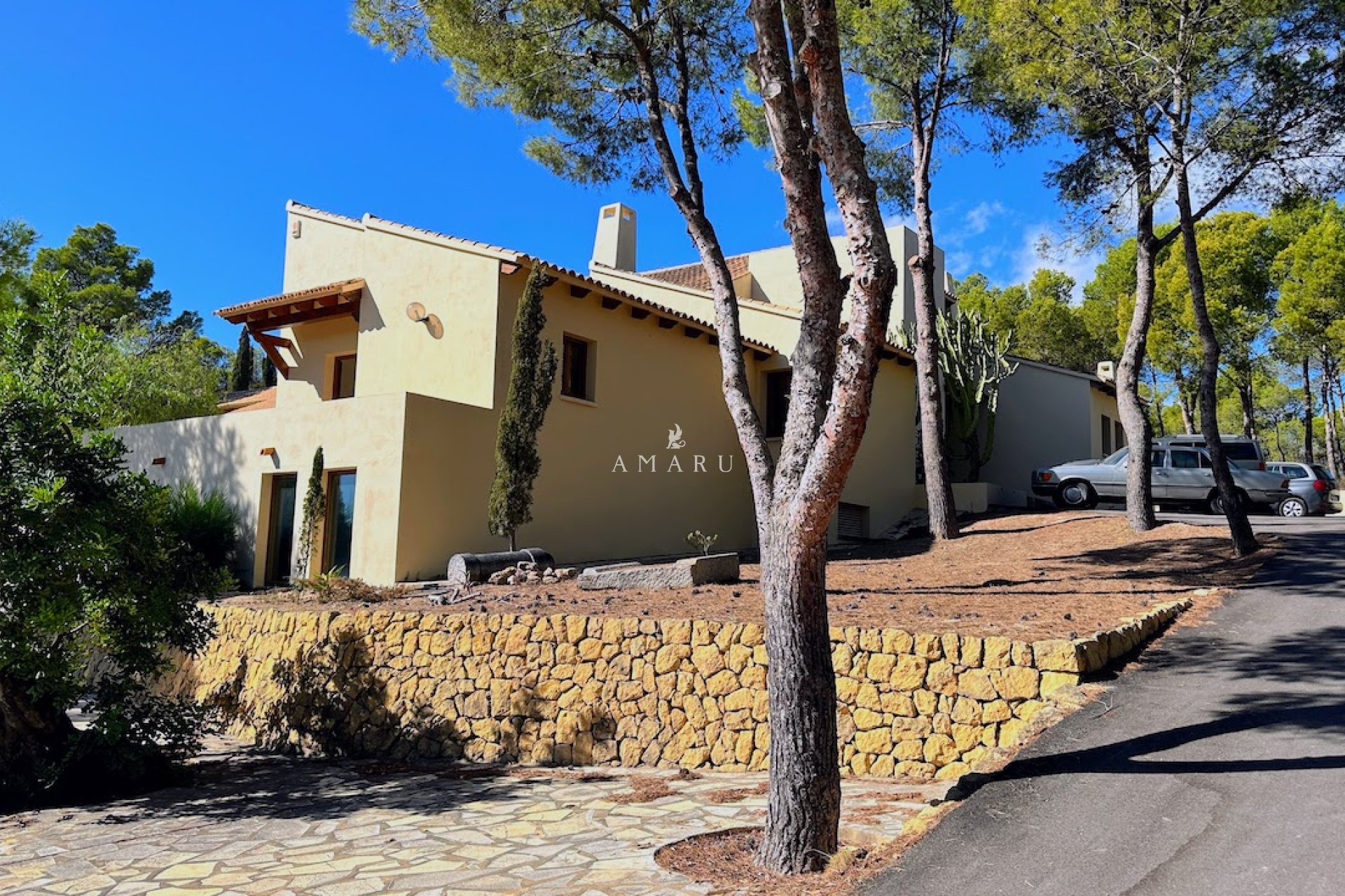 Resale - Villa -
Altea