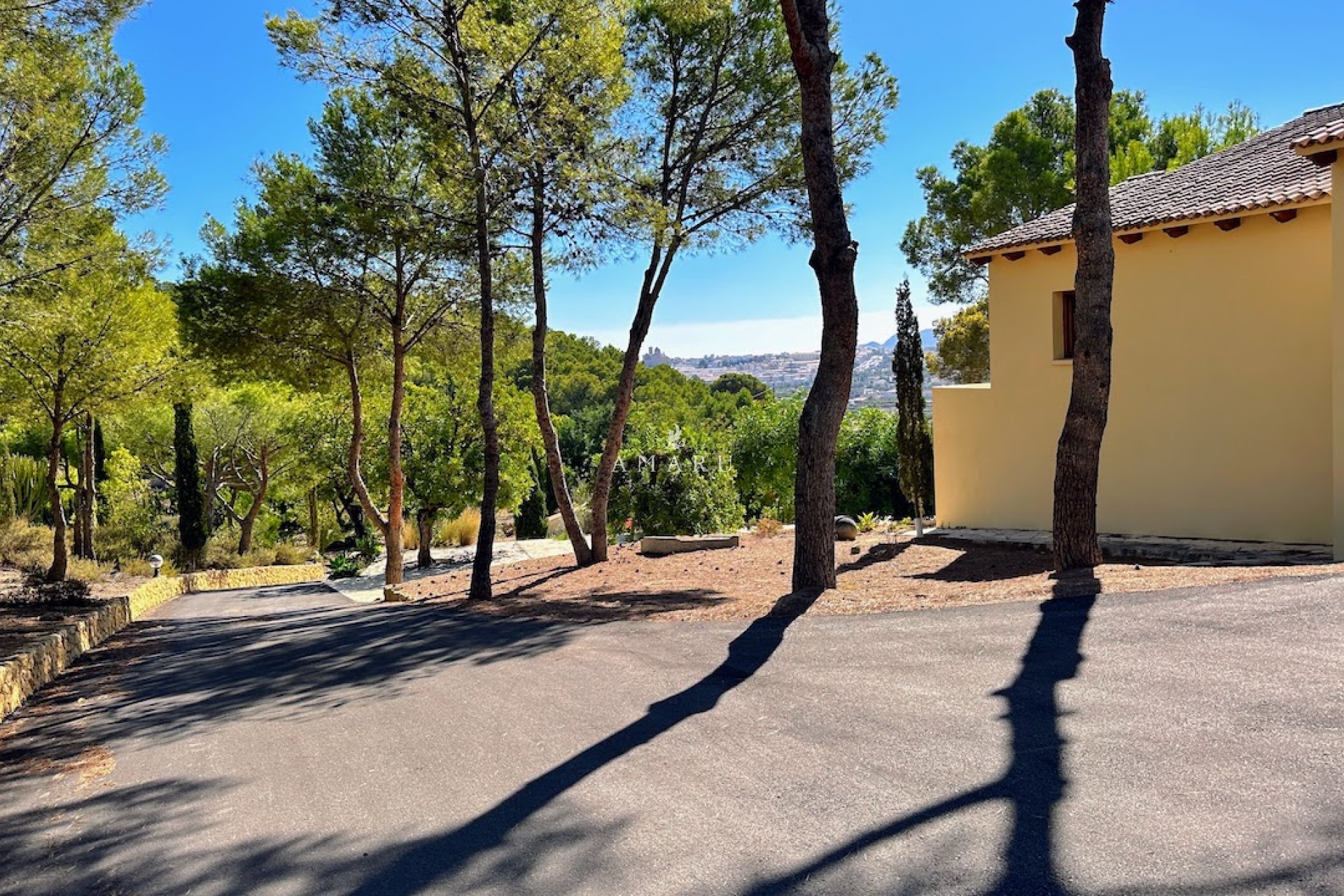 Resale - Villa -
Altea