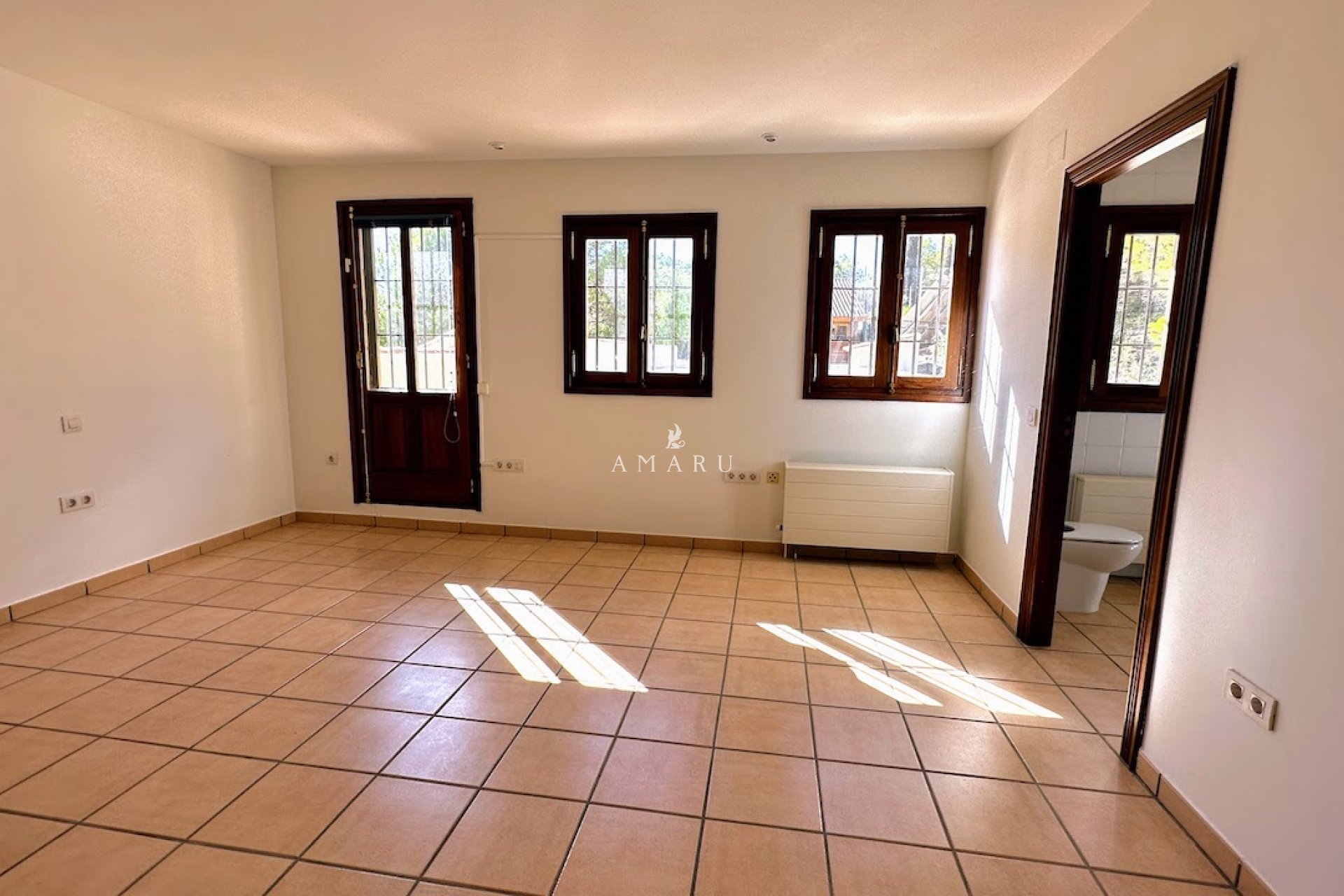 Resale - Villa -
Altea